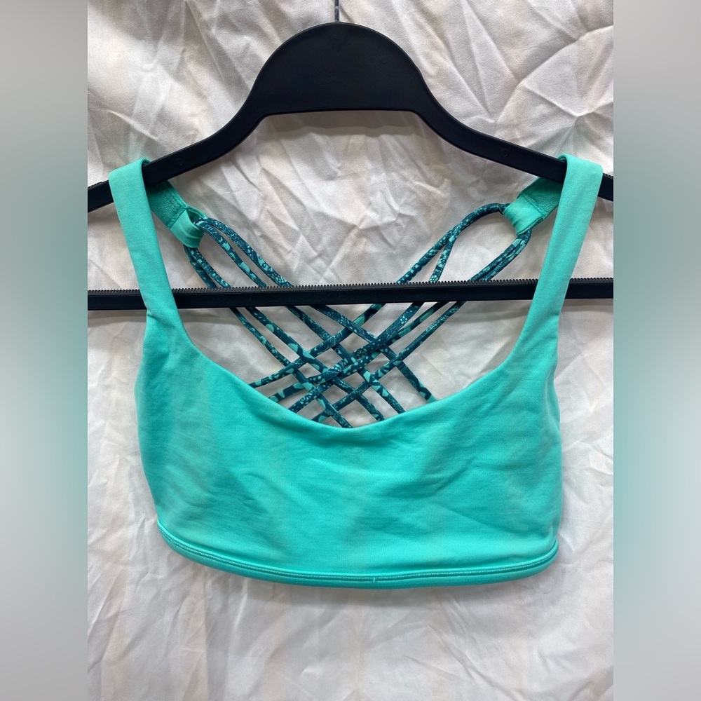Lululemon Athletica Aqua Sports Bra with Strappy Back